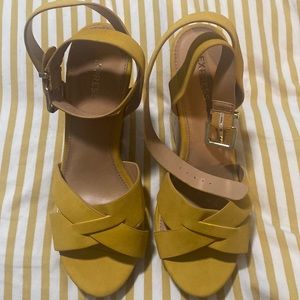 Express Shoes Express New Wedge Sandals Cross Size 8 mustard yellow